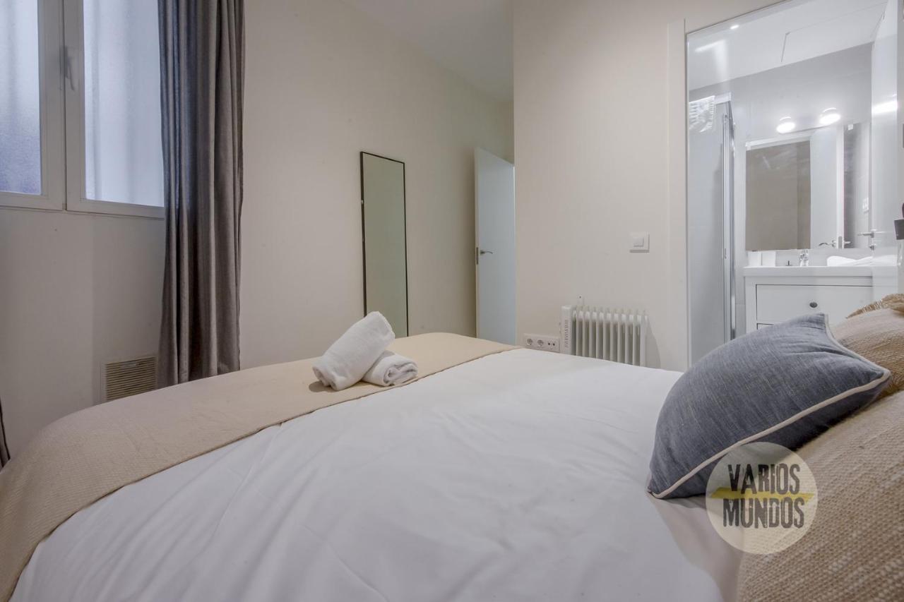 Nuevo Apt De 7 Pax En El Corazon De Malasana Madrid Luaran gambar
